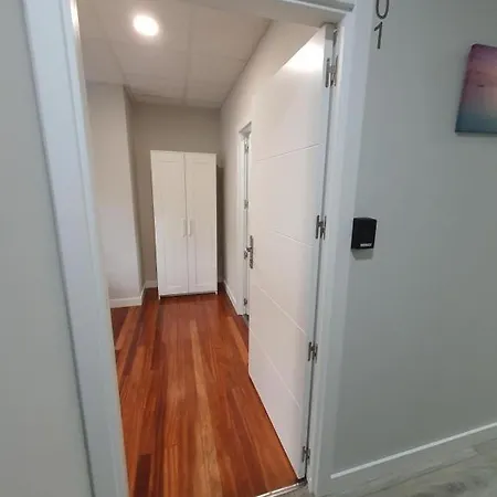 여관 Guggenheim Riverview Hbi01297