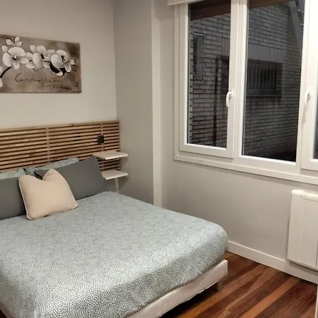 Guggenheim Riverview Hbi01297 * 毕尔巴鄂