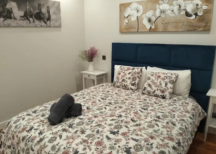 Guggenheim Riverview Hbi01297