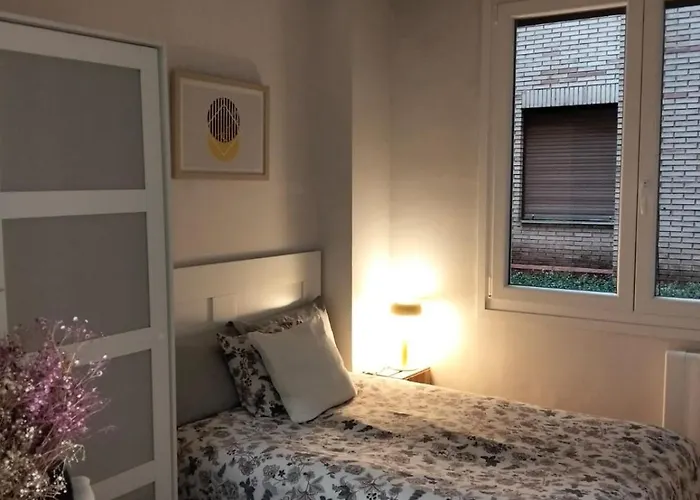 Guggenheim Riverview Hbi01297 * 毕尔巴鄂