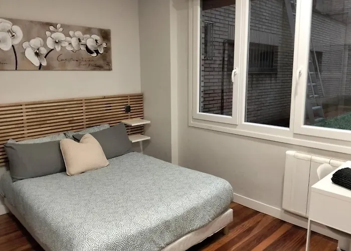 Guggenheim Riverview Hbi01297 * 毕尔巴鄂