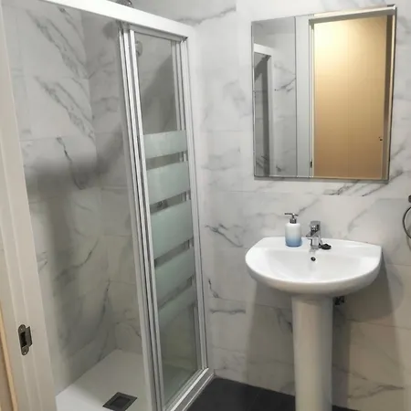 بيت ريفي Guggenheim Riverview Hbi01297