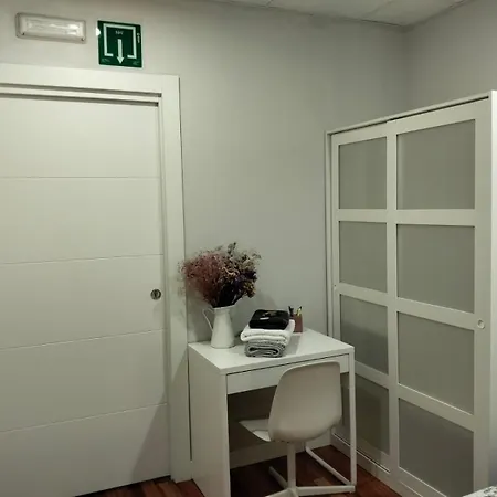 Guggenheim Riverview Hbi01297 Бильбао