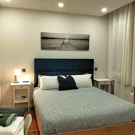 بيت ريفي Guggenheim Riverview Hbi01297