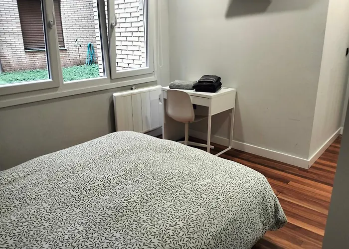 Guggenheim Riverview Hbi01297 Locanda Bilbao