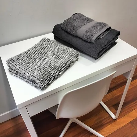 Guggenheim Riverview Hbi01297