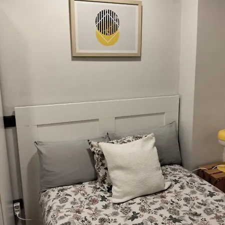 Мініготель Guggenheim Riverview Hbi01297 *