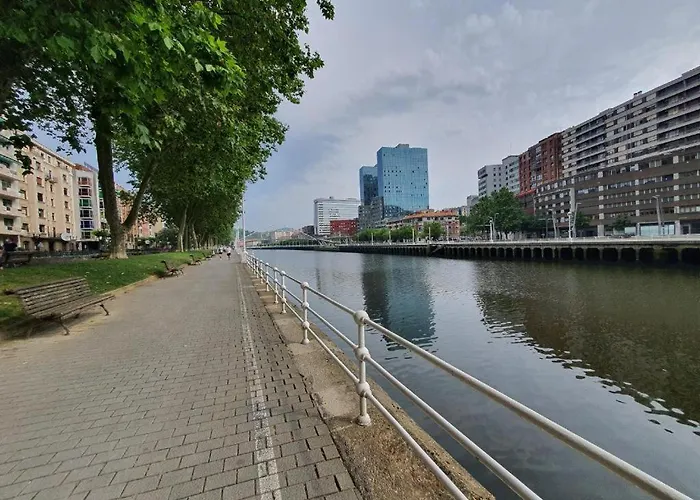 Guggenheim Riverview Hbi01297 Мініготель *