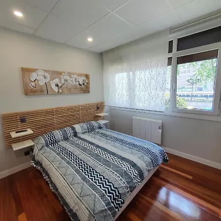 Guggenheim Riverview Hbi01297